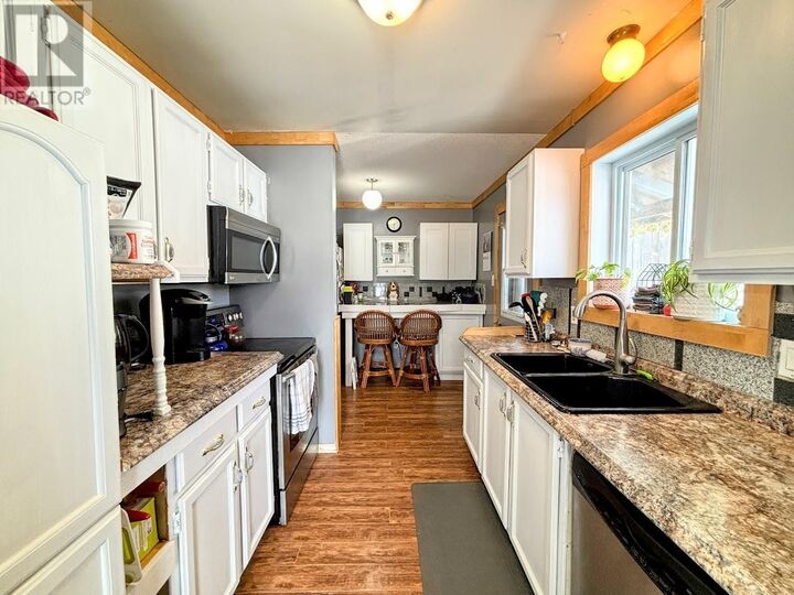 Property Photo: 64 Hemlo Dr ON P0T 2E0