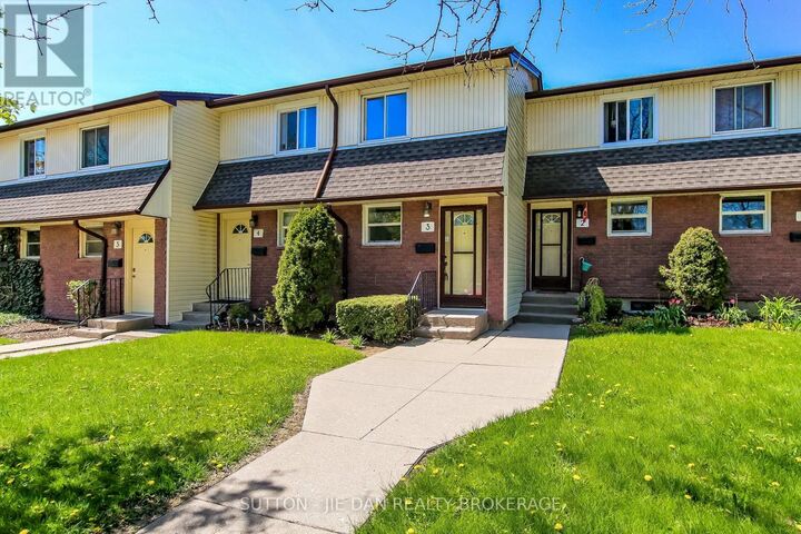 1919 Trafalgar Street 3 — photo 1