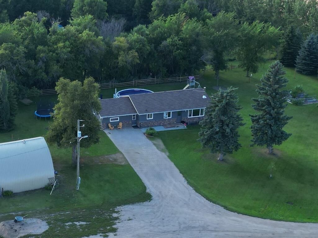 Property Photo: 99084 10N Road MB R0K 1G0