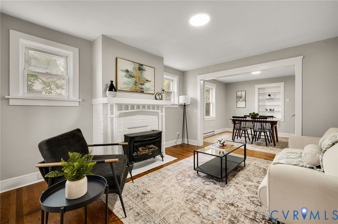 Property Photo:  116 N 16th Avenue  VA 23860 
