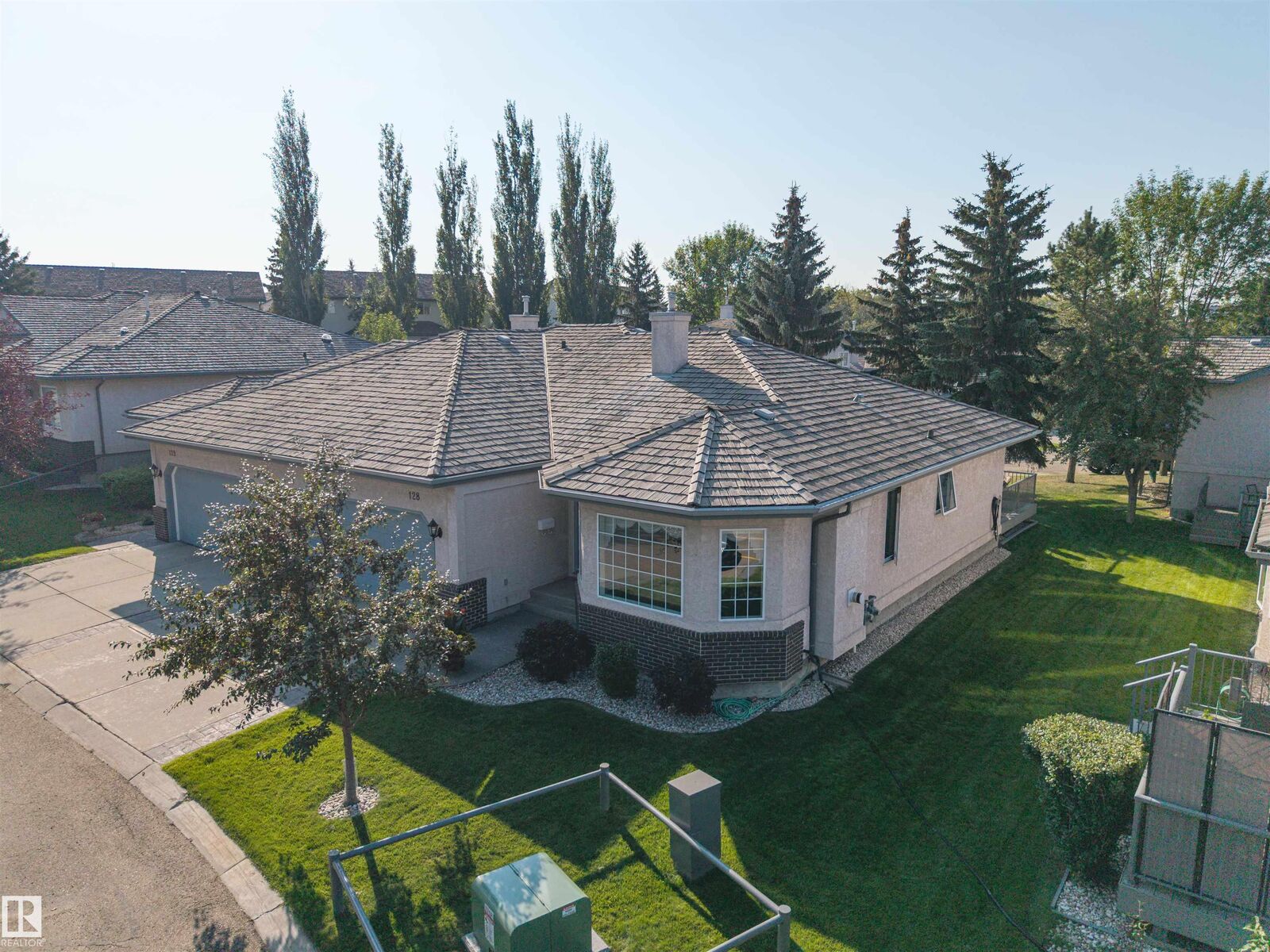 Property Photo: 215 Blackburn East Drive SW 128 AB T6W 1B9