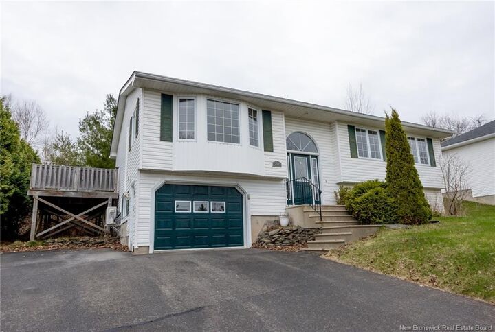 Property Photo:  372 Kimble Drive  NB E3B 6Y5 