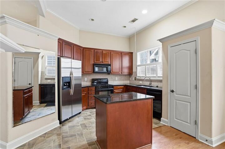 Property Photo:  235 Villa Creek Parkway  GA 30114 