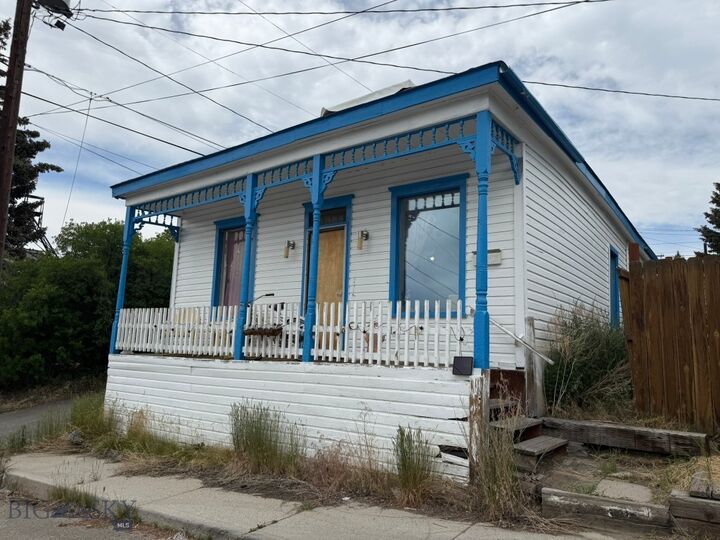 Property Photo:  605 Caledonia  MT 59701 