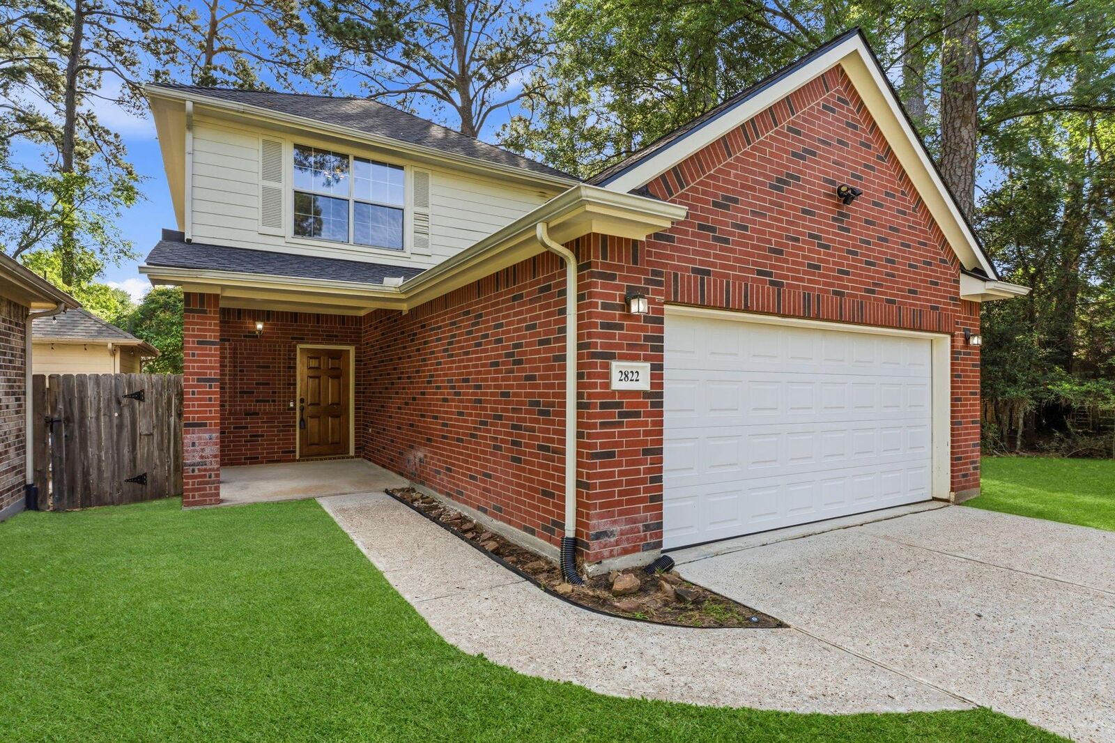 Property Photo:  2822 Whitman Drive  TX 77356 
