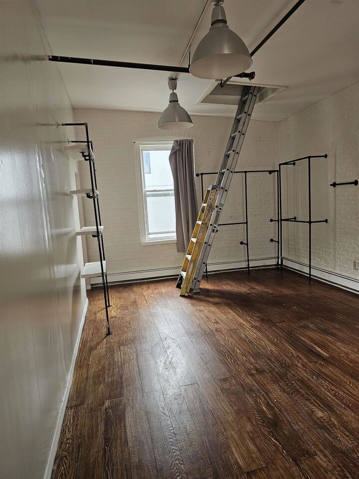 Property Photo:  196 Morgan St 3  NJ 07302 
