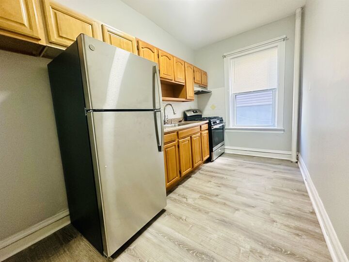 Property Photo:  61 Corbin Ave A3  NJ 07306 