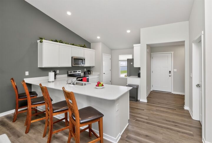 Property Photo:  1732 Southbridge Drive  IA 50003 