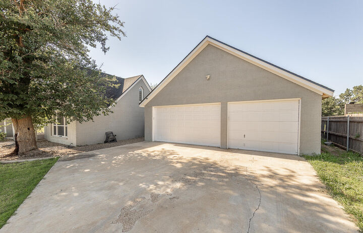 Property Photo:  304 Cactus Drive  TX 79336 
