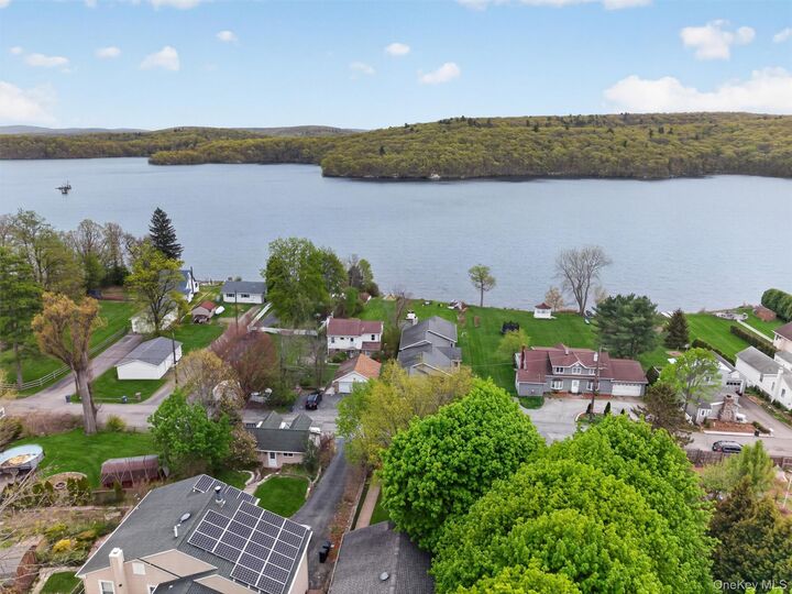 Property Photo:  21 Lakeview Drive  NY 10950 
