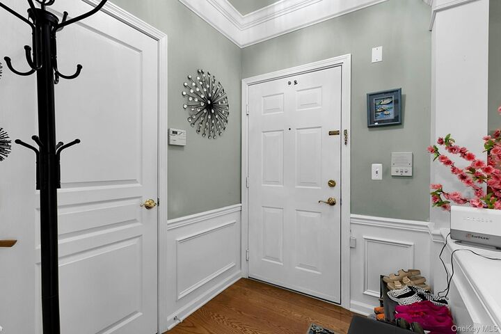 Property Photo:  24 N De Baun Avenue 302  NY 10901 