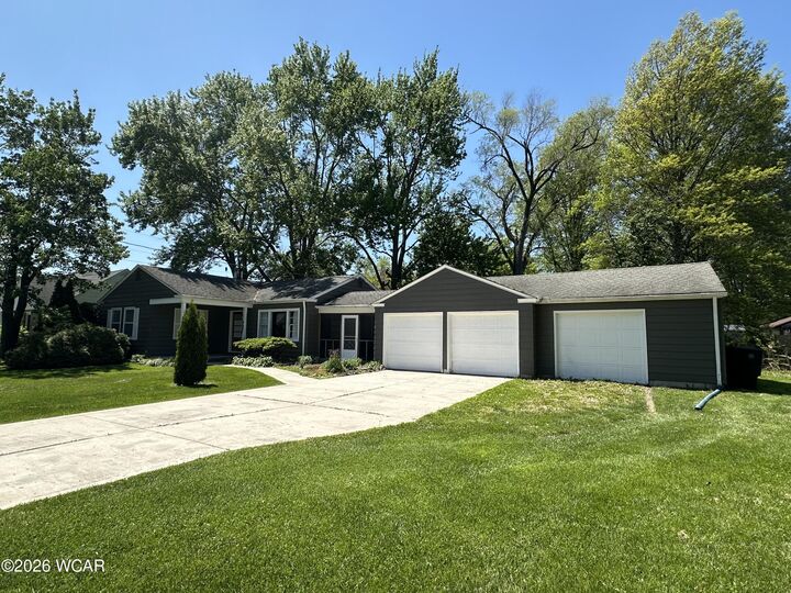Property Photo:  937 Fairview Avenue  OH 43402 