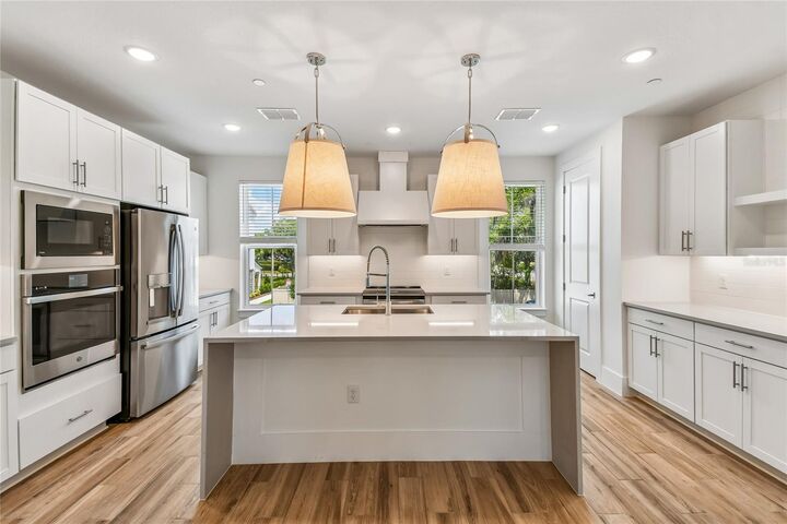 Property Photo:  202 Pasquala 3  FL 32765 