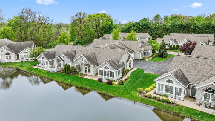 Property Photo: 2853 Villa Lane MI 49022