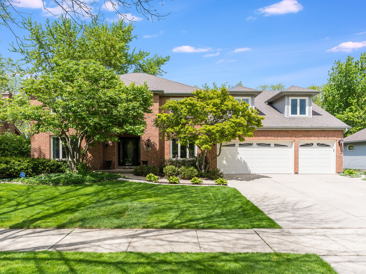 Property Photo:  1385 Ginger Lane  IL 60565 