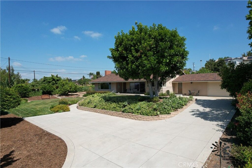 Property Photo:  11861 Shadycrest Lane  CA 90631 