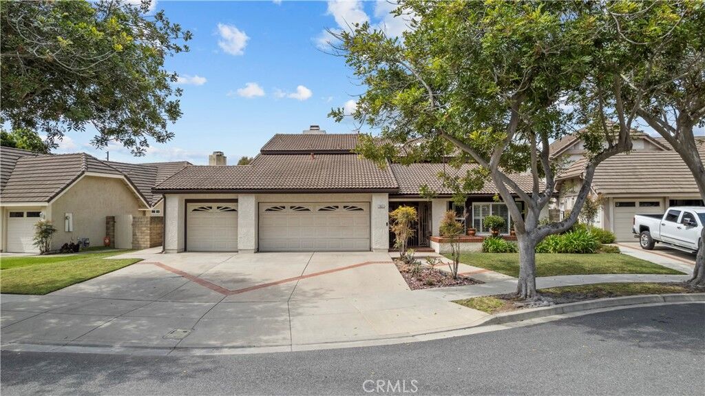 Property Photo:  1931 Augusta Court  CA 93036 