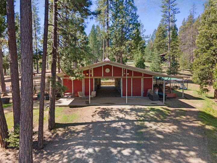 Property Photo:  10415 McMahon Road  CA 95311 