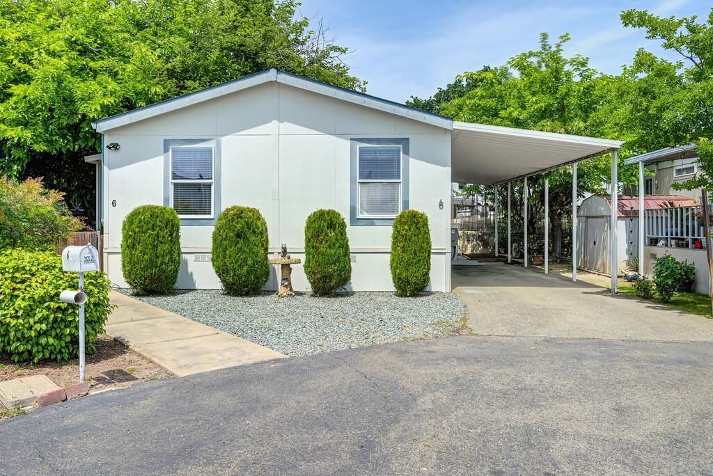 Property Photo:  6 Selby Lane  CA 95621 