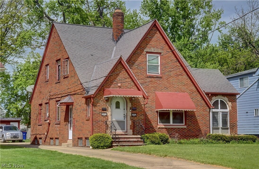 Property Photo:  16912 Chatfield Avenue  OH 44111 