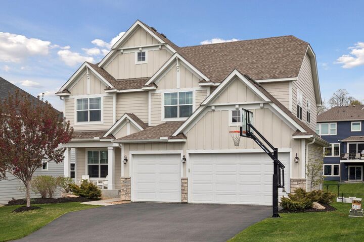 Property Photo:  5562 Zircon Lane N  MN 55446 