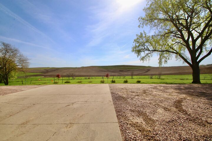 Property Photo:  1809 Emmet  IA 51007 