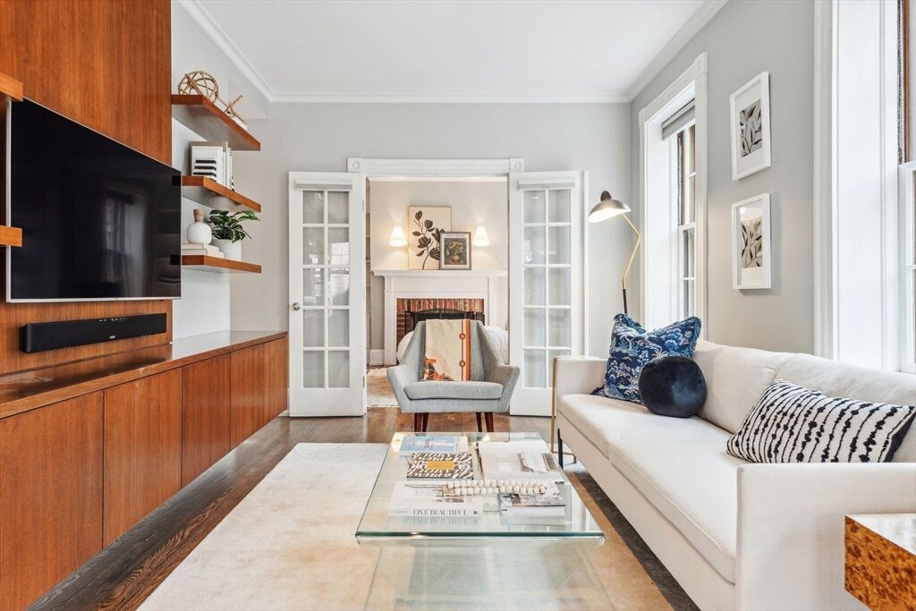 Property Photo:  61 Revere Street 3  MA 02114 