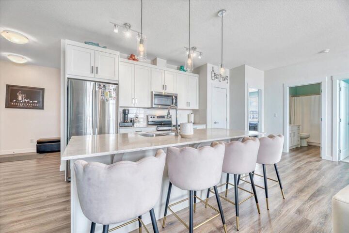 35 Walgrove Walk SE 408 — photo 1
