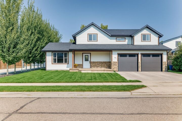207 Milnes Street Nobleford Street — photo 1