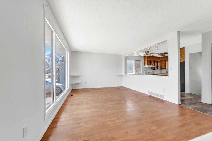 Property Photo: 3510 57 Avenue AB T9V 1S7