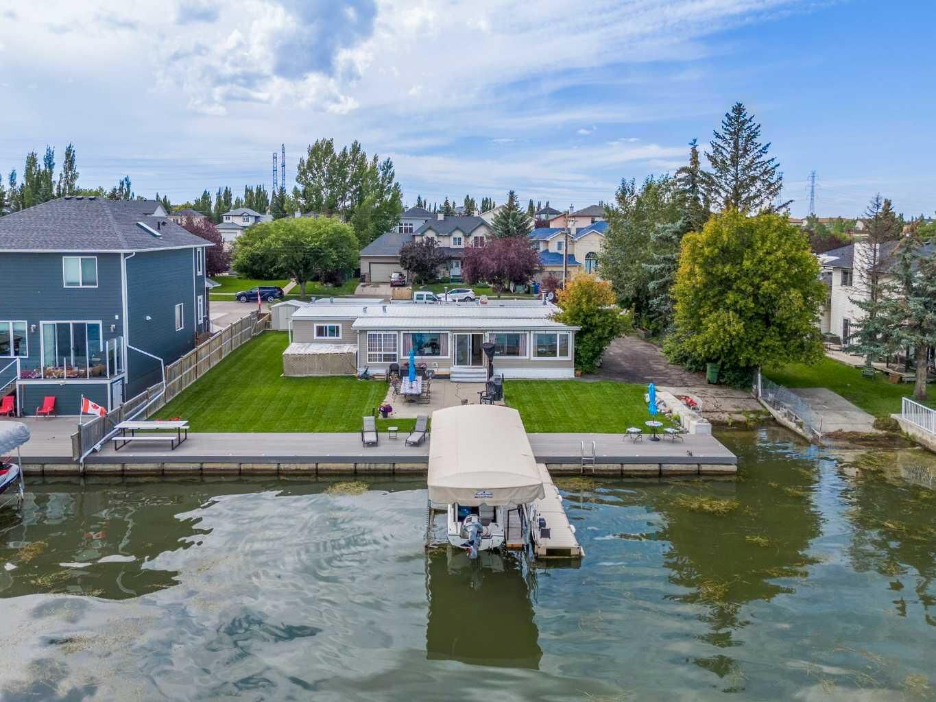 Property Photo: 828 West Chestermere AB T1X 1B6