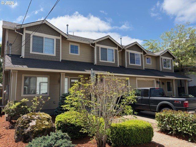 Property Photo: 15650 SE Stark St OR 97233