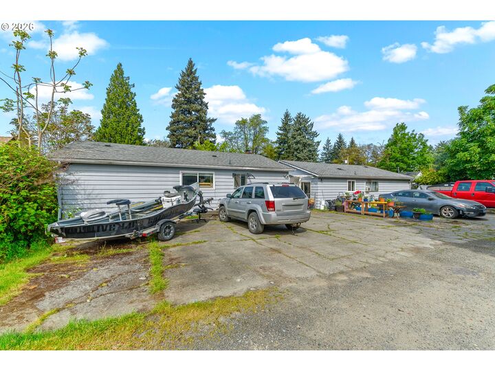 Property Photo: 3709 M St WA 98663