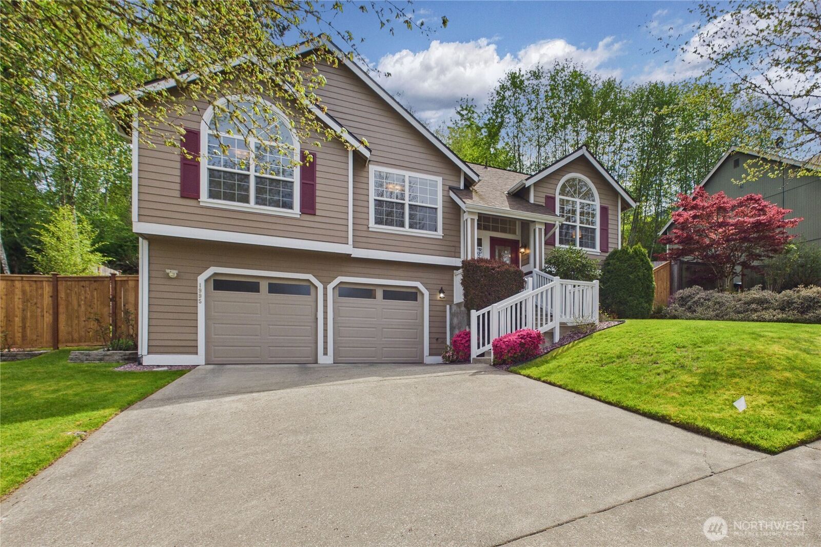 Property Photo:  1995  Miss Ellis Loop NE  WA 98370 