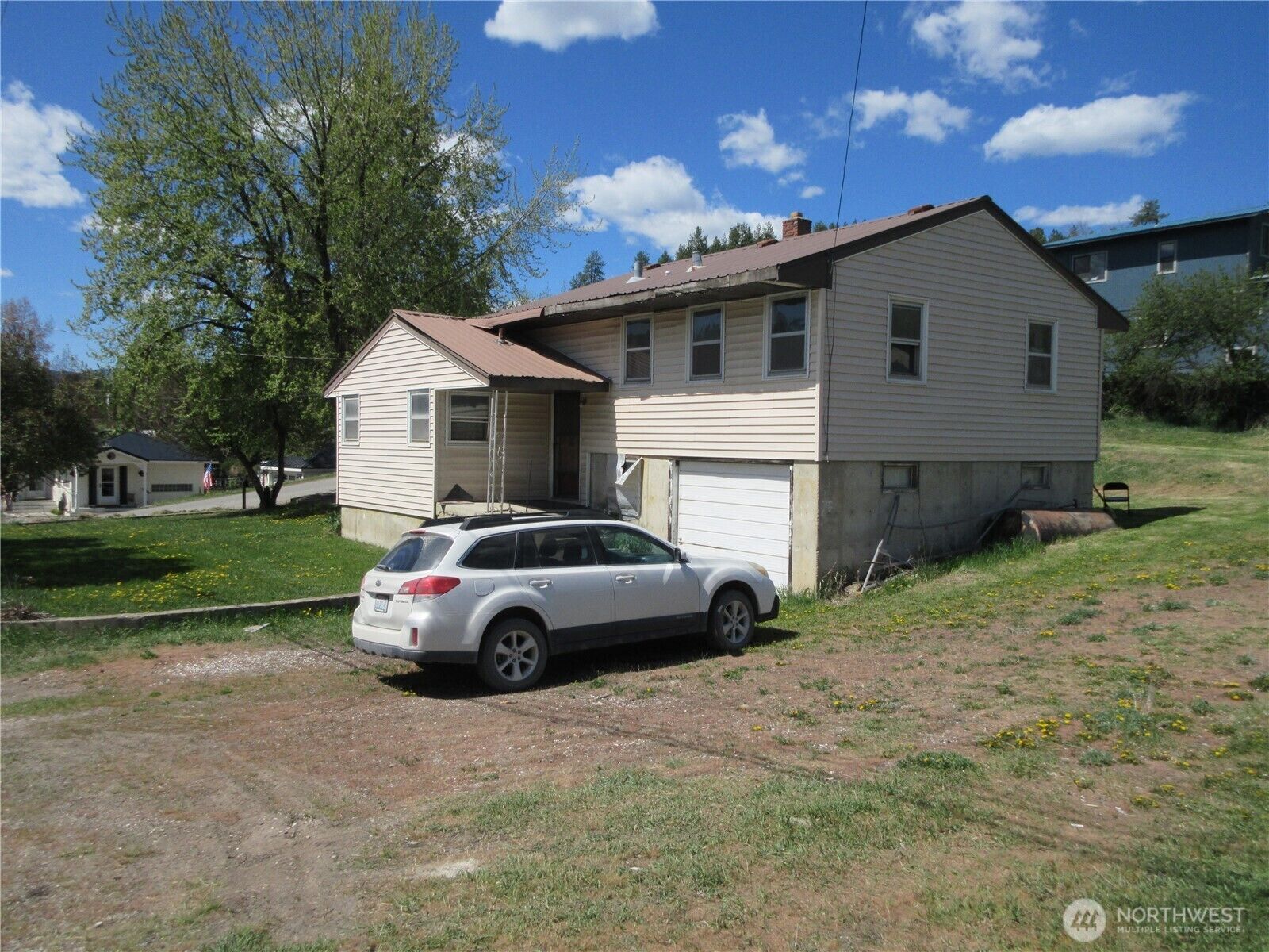 Property Photo:  148 N Portland Street  WA 99166 