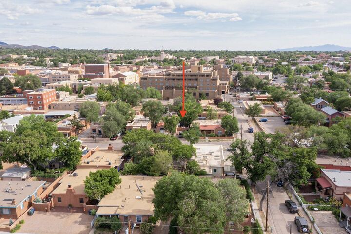 Property Photo:  220 1/2 McKenzie Street  NM 87501 