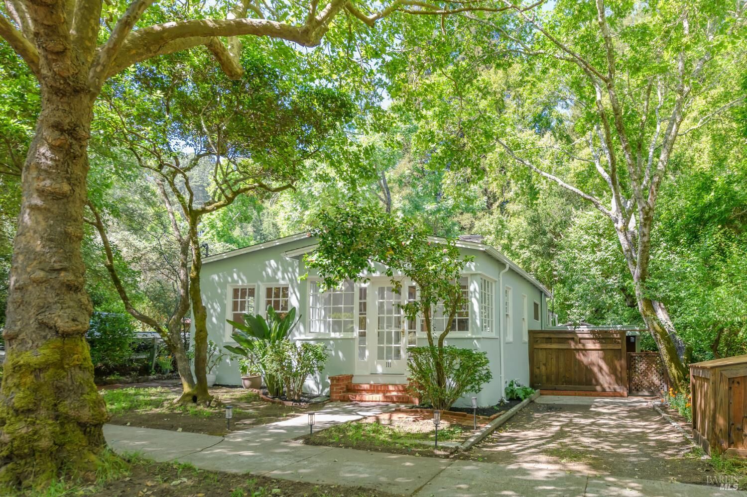 Property Photo:  111 C Street  CA 94901 