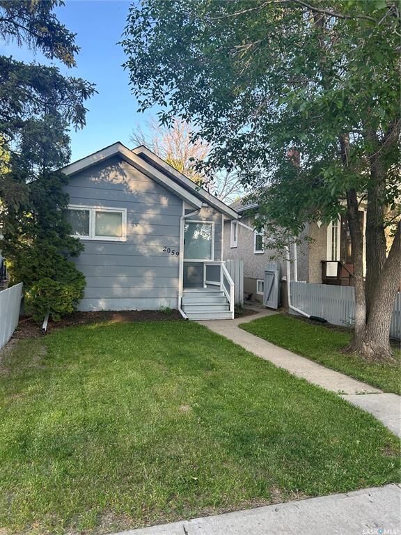 2059 McDonald Street — photo 1
