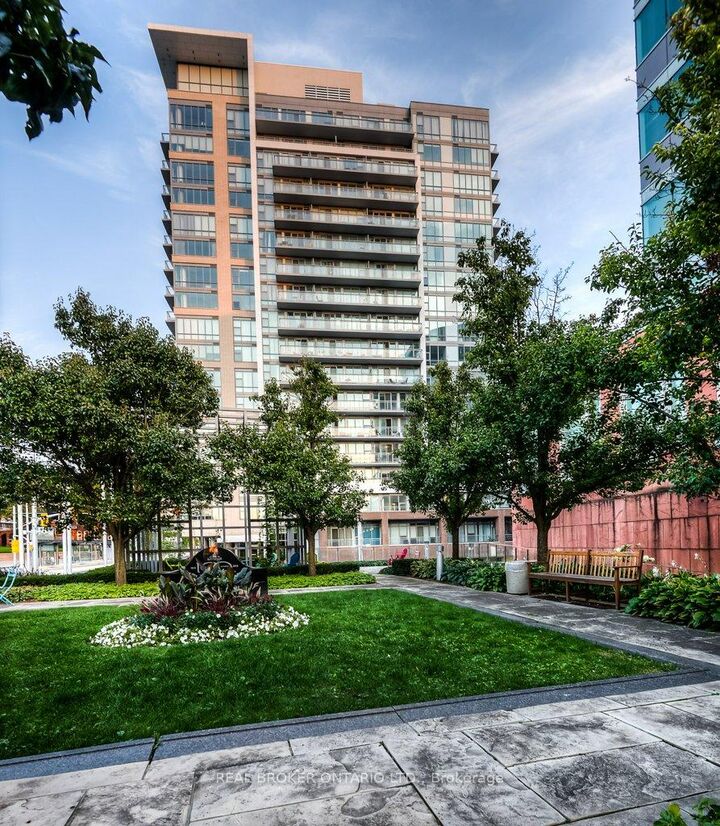 Property Photo: 85 Duke Street W 908 ON N2H 0B7