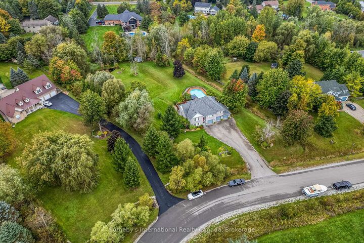 Property Photo: 2091 Country Lane Court ON L0P 1J0