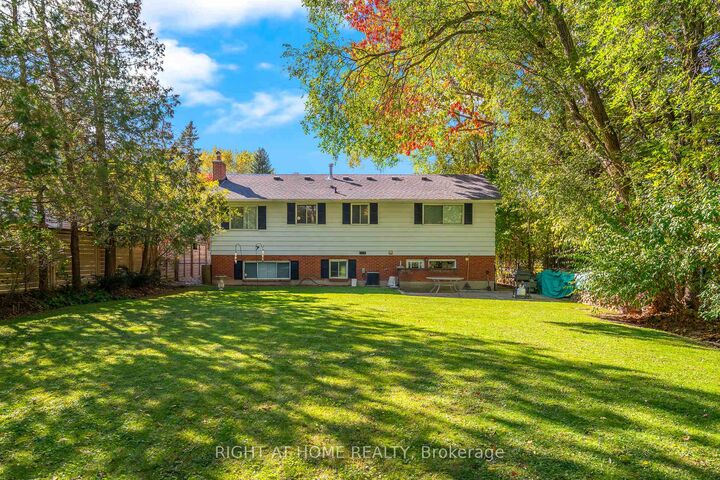 Property Photo: 225 Anne Street ON L0S 1J0