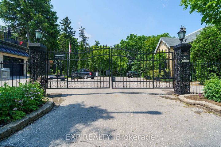 Property Photo: 80 Barton Street 3 ON N6A 1N2