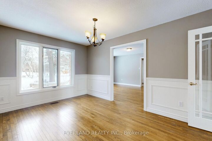 Property Photo: 173 Thompson Drive ON L9N 1E2