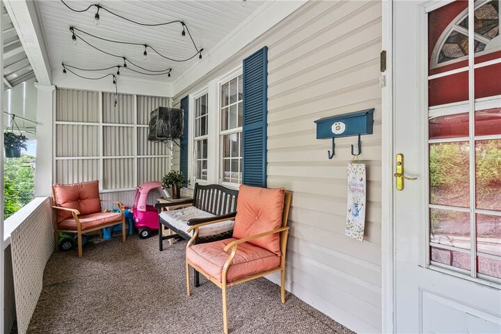Property Photo:  417 Eureka St  PA 15211 
