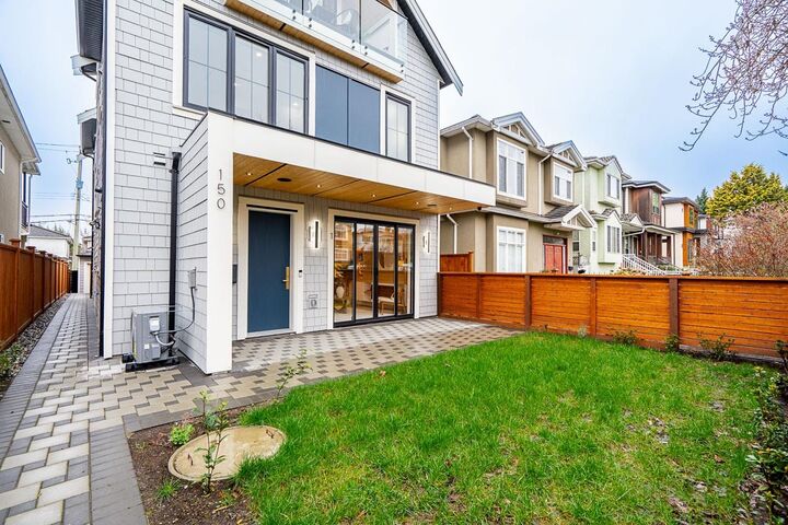 Property Photo: 150 E 51st Avenue 1 BC V5X 1C3