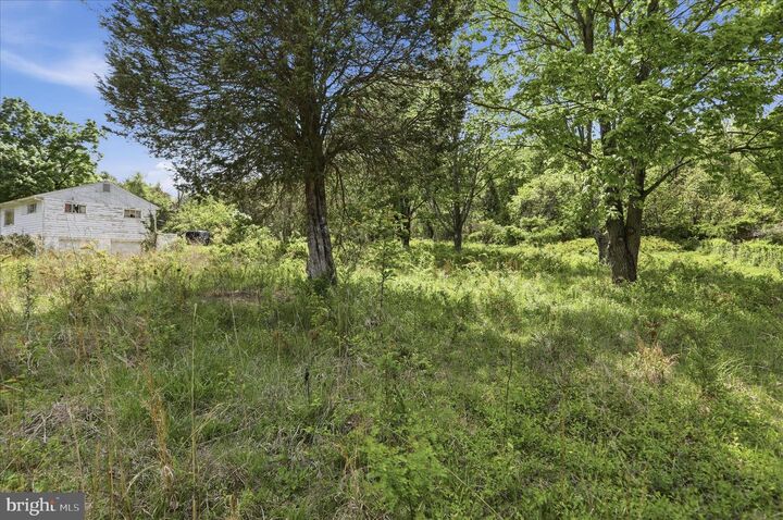 Property Photo:  109-110 Oleander Drive  MD 21502 