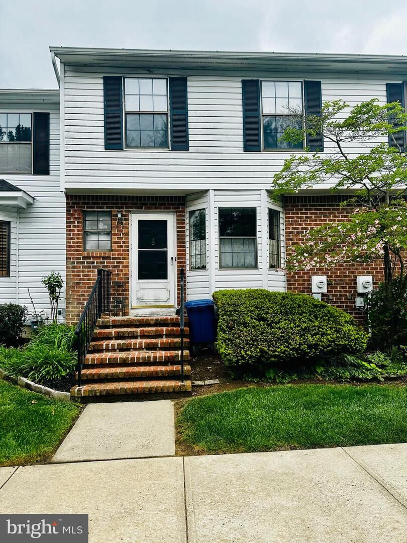 Property Photo:  24 Bordenshire Drive  NJ 08505 