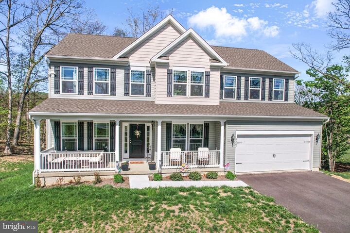 Property Photo:  1561 N Lakewood Drive  WV 26753 