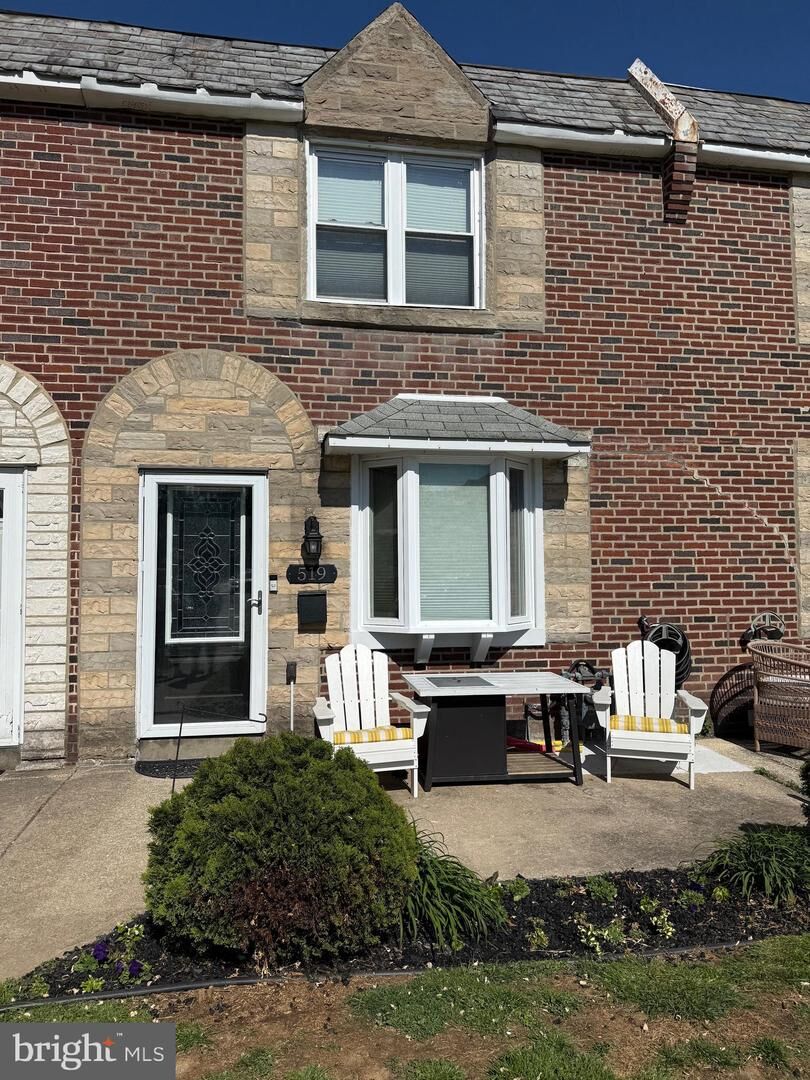 Property Photo:  519 Seven Oaks Drive  PA 19018 