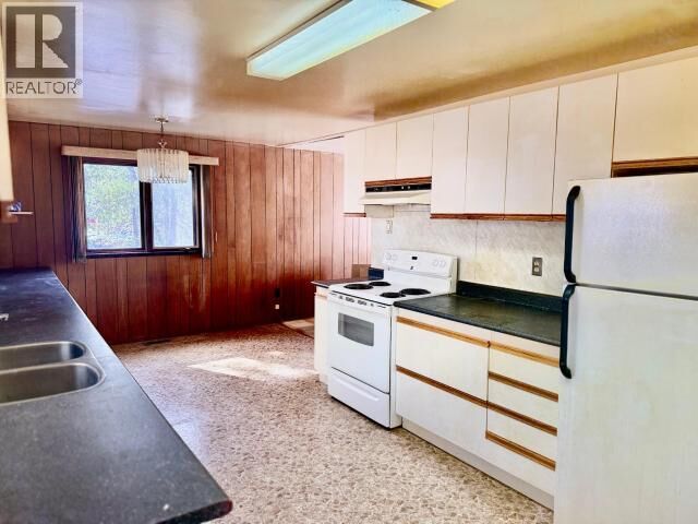 Property Photo:  34 12th Avenue  YT Y1A 0C7 